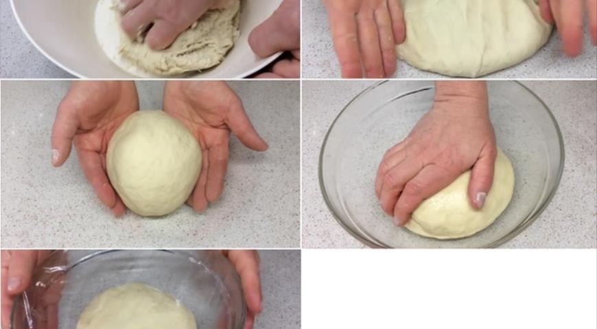 Видео как заводить тесто. Пирожки на картофельном отваре. Тесто на картофельном отваре для пирожков. Руки в отваре картошки. Как замесить тесто хрустящее снаружи мягкое внутри.