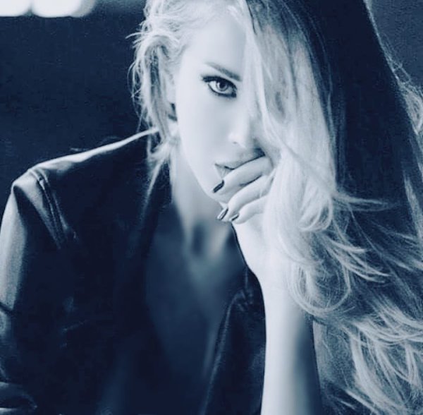 Слушать нелепа. Слушать нелепа. Господин дадуда все песни. Слушать нелепа. Провинциалка песня малежика.