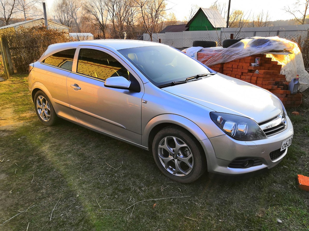 1 2007 года. Opel Astra GTC 2007. Опель Астра GTC 2007 1.8. Опель Астра h GTC 2007. Опель Астра GTC H 2007 года.