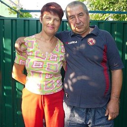 Александр, 64 года, Докучаевск