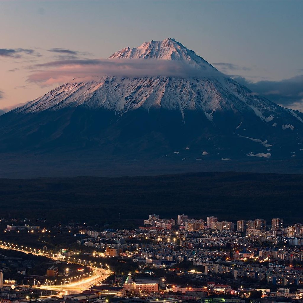 Вулканы камчатки фото корякский