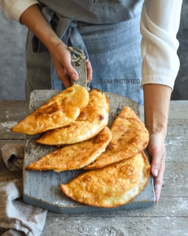 Пироги и чебуреки в масле