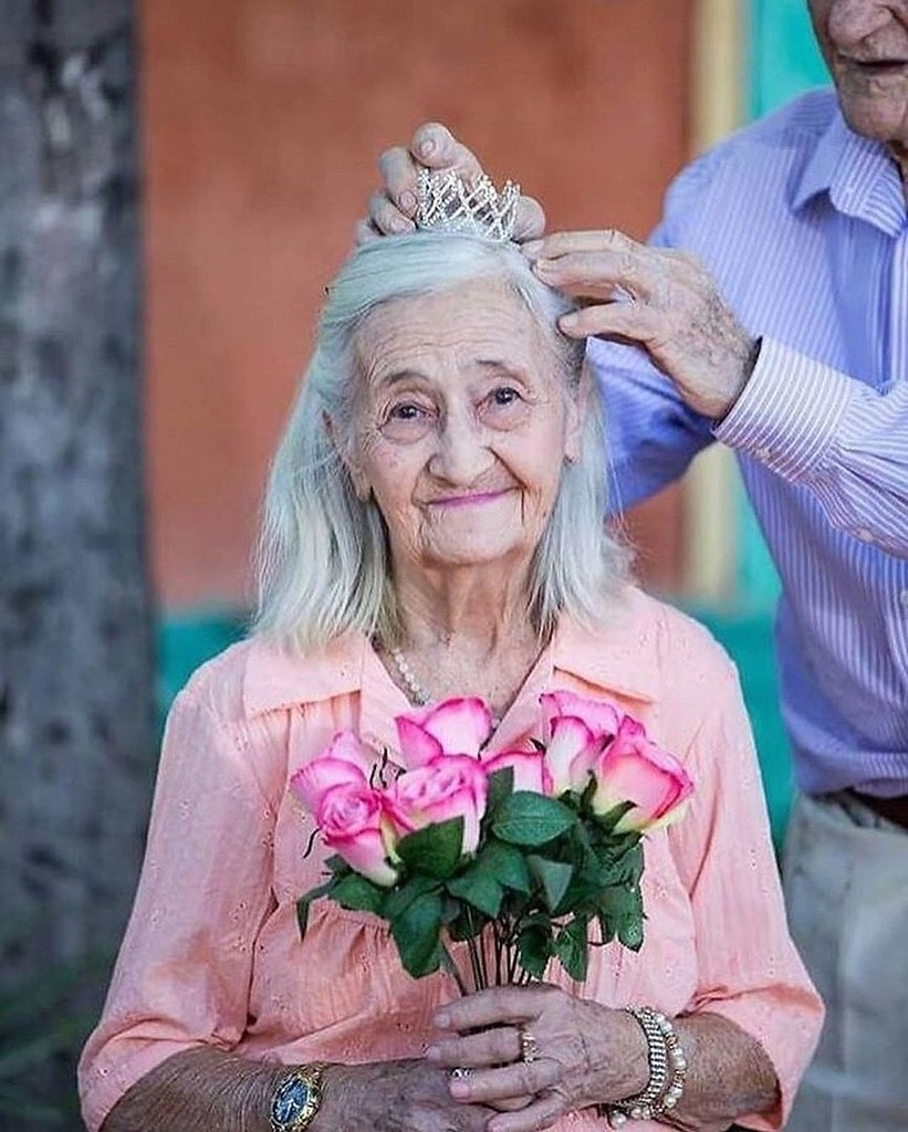 бабушке 100 лет фото