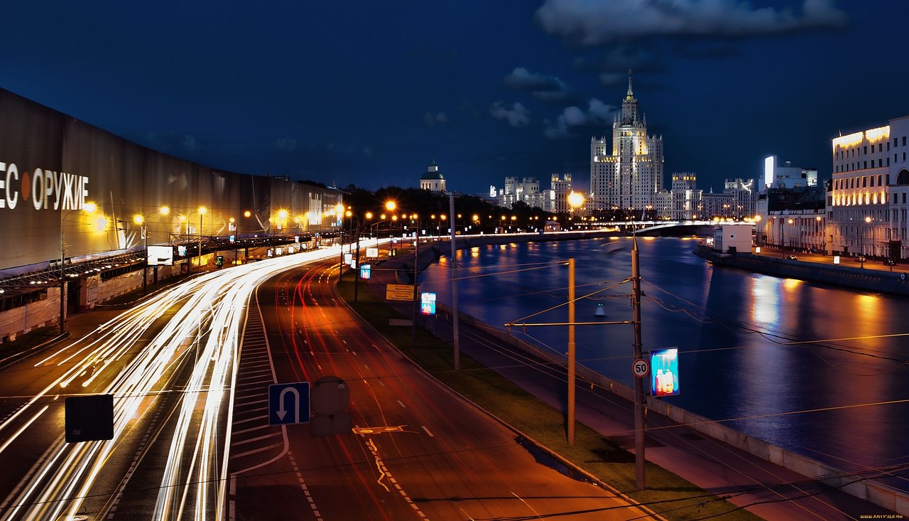 Дорога москвы автор. Москва дорога ночь Москва Сити. Москва таймлапс. Москва ночью. Ночные дороги Москвы.