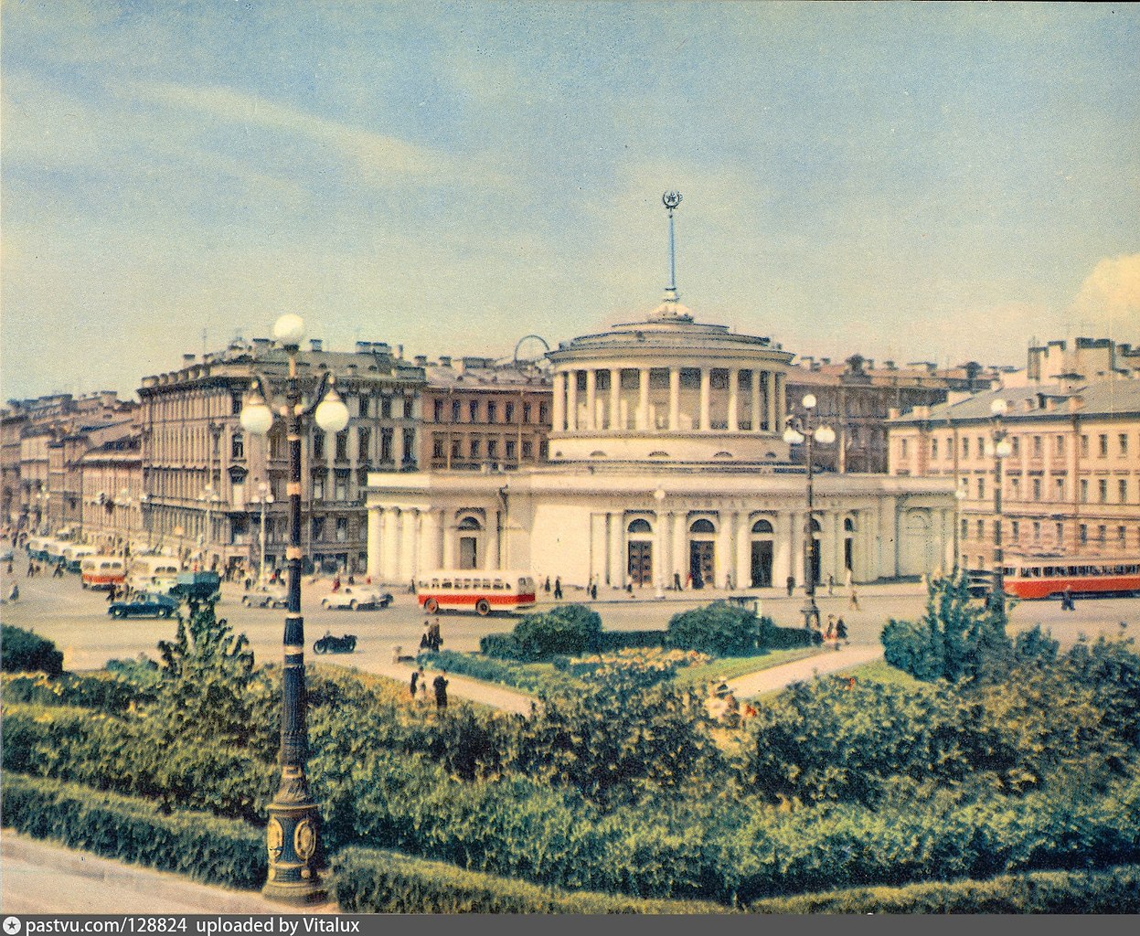 площадь восстания в петербурге