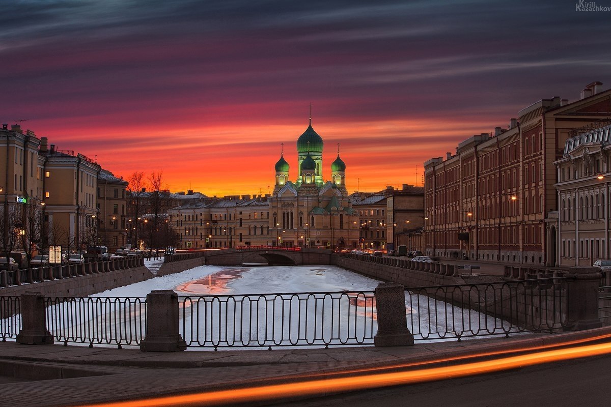 Петербург святые фото. Санкт-Петербург атмосфера. Красивый город. Зеленая красивые места Питера. Красивые места на набережной СПБ.