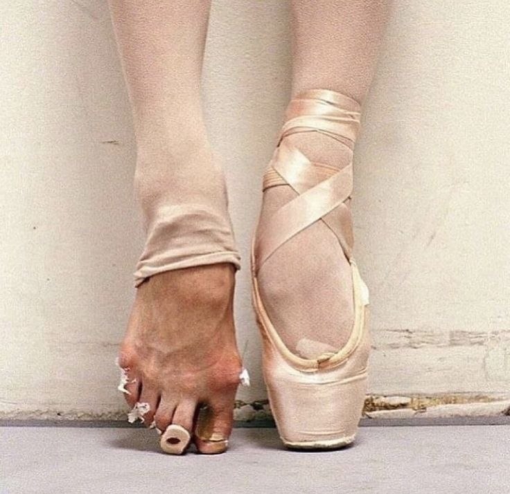 Ноги Балерин Без Фото