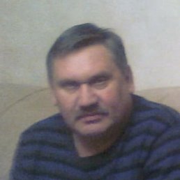 Валерий, 65 лет, Докучаевск