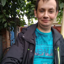 Николай, 30, Ромны
