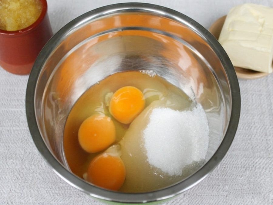 Яйцо 2 шт сливочное масло