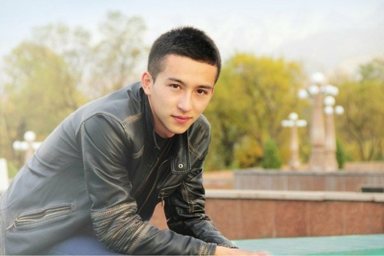 подростки казахстана