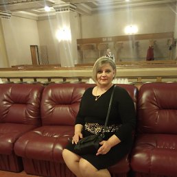 Юлия -, 46 лет, Донецк