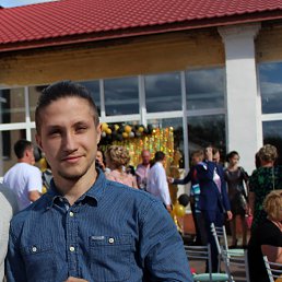 Кирилл, 23 года, Мена