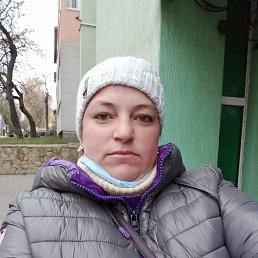 Ольга, 39, Львов