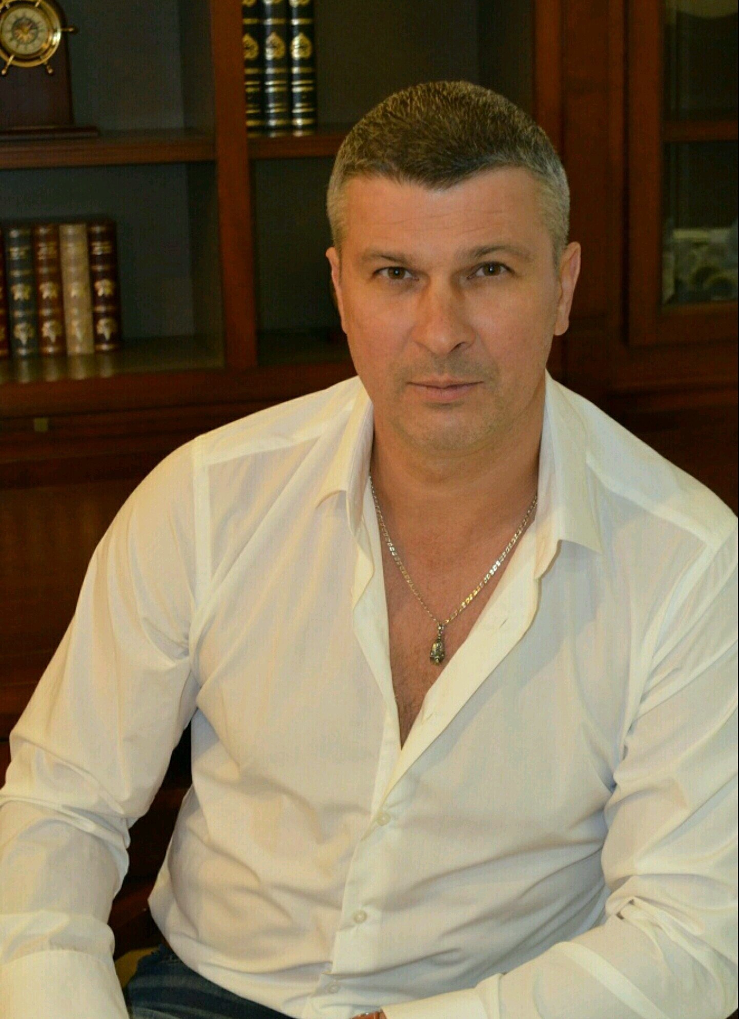 фото мужчины дмитрий ефремов 43 года
