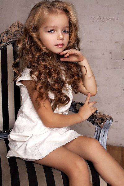 Запрещенное фото украинских детей моделей