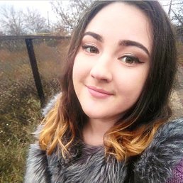Елена, 25, Горловка
