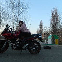 Алёна, 23, Донецк