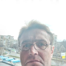 Іван, 47, Бурштын