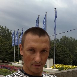 Евгений, 38, Артемовск