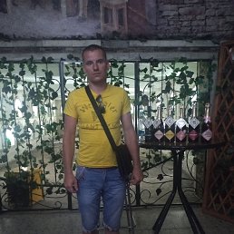 Ростислав, 28, Краснодон