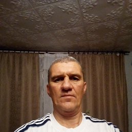 олег, 46 лет, Ершов