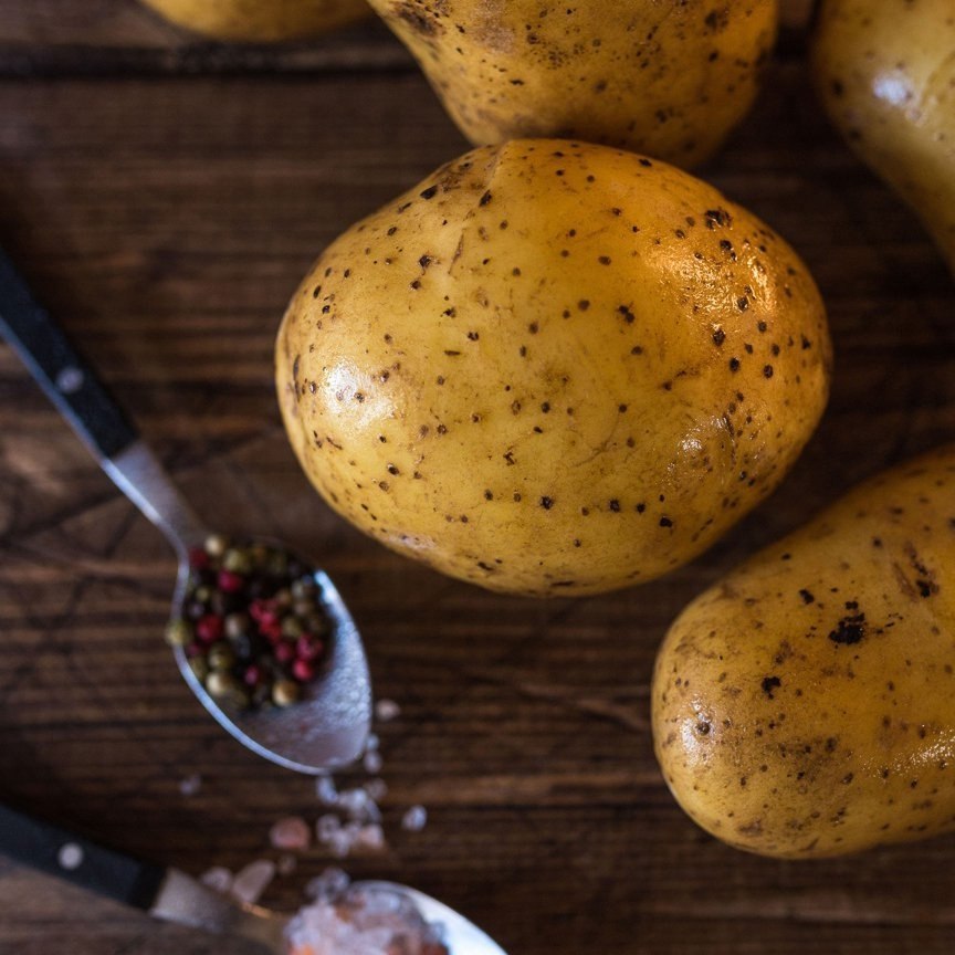 Дом картошка. Запечённый хрустящий картофель в духовке. Ги запеченного картофеля. 300 Г картофеля это. Картофельный дом.