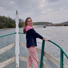 Юлия, 21, Лабинск