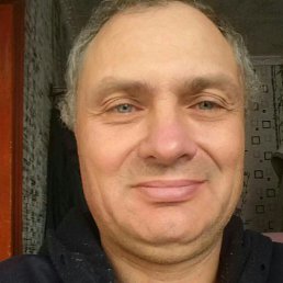 Олег, 52 года, Торез