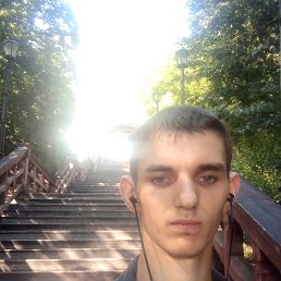Иван, 21, Тобольск