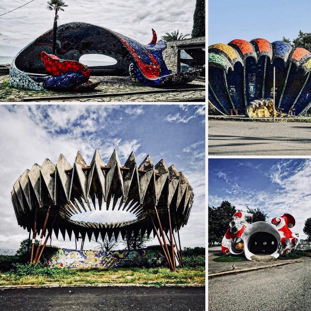 Остановка в абхазии по проекту церетели