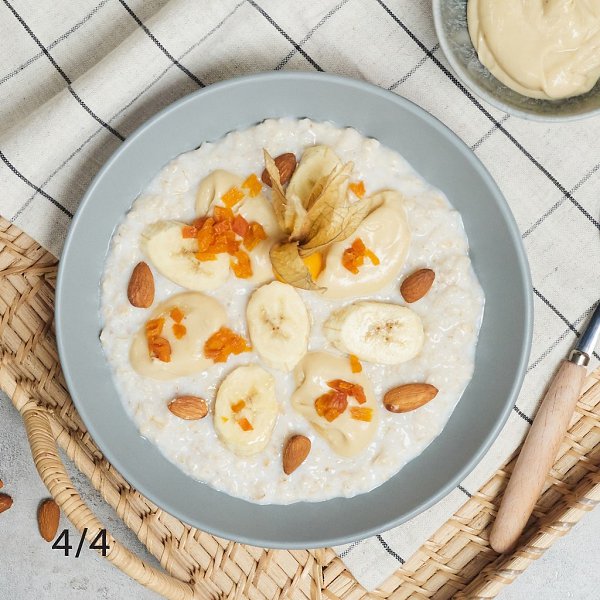 Красивые блюда с овсянкой склебникой, бананом и кешью