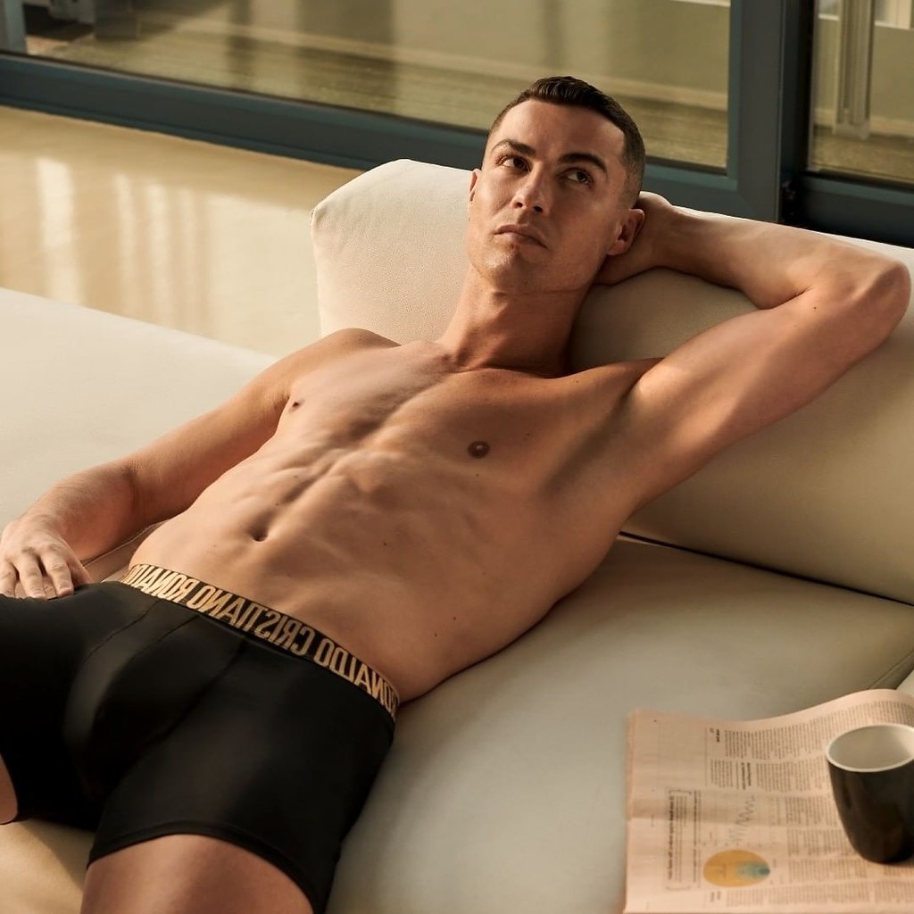 Cristiano ronaldo jerk off