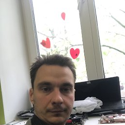 Олег, 29, Краснознаменск