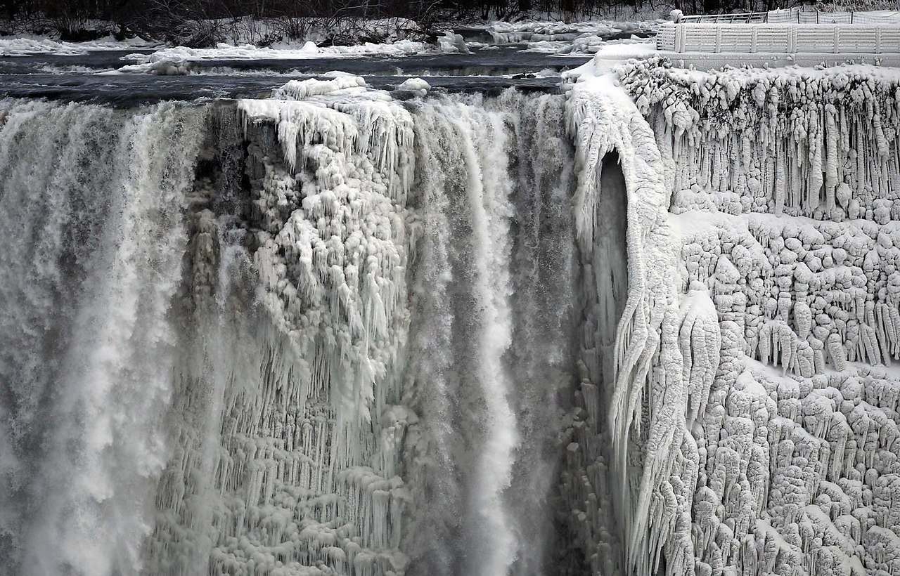 Замерзший Ниагара водопад Ниагара