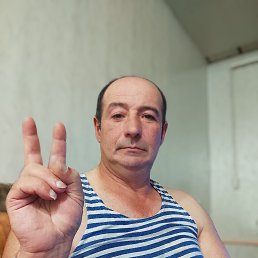 Муса, 57 лет, Кировск