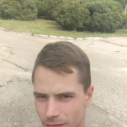 Ростислав, 28, Приморск