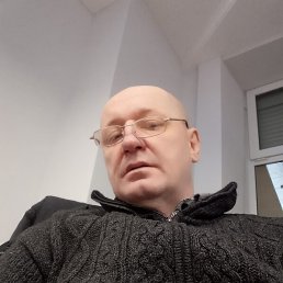 Oleg, 56, Запорожье