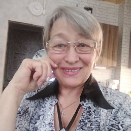 Людмила, 66 лет, Данилов