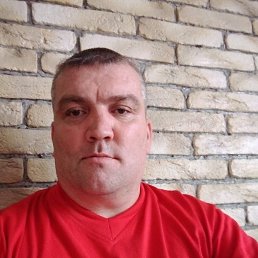 Александр, 41, Красный Луч, Луганская область