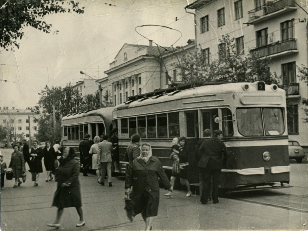 Остановка площадь мира тверь