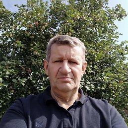 Михаил, 59 лет, Казань