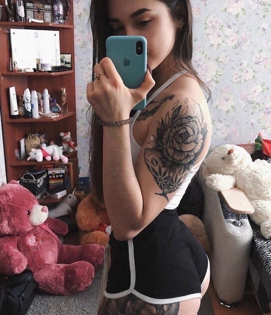 Карина Щербакова вебкам