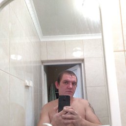 Alex, 29, Новоазовск