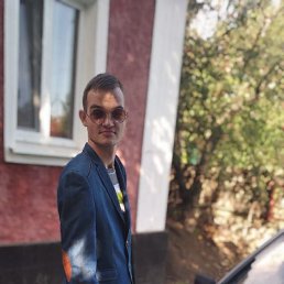 Евгений Оболенский, 23, Луганск