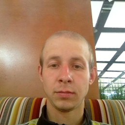 Павел, 30, Барнаул