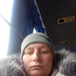 Юлия, 28, Томск