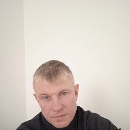 Гутник, 41 год, Москва