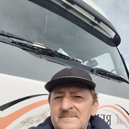 Анатолий, 57 лет, Бердянск