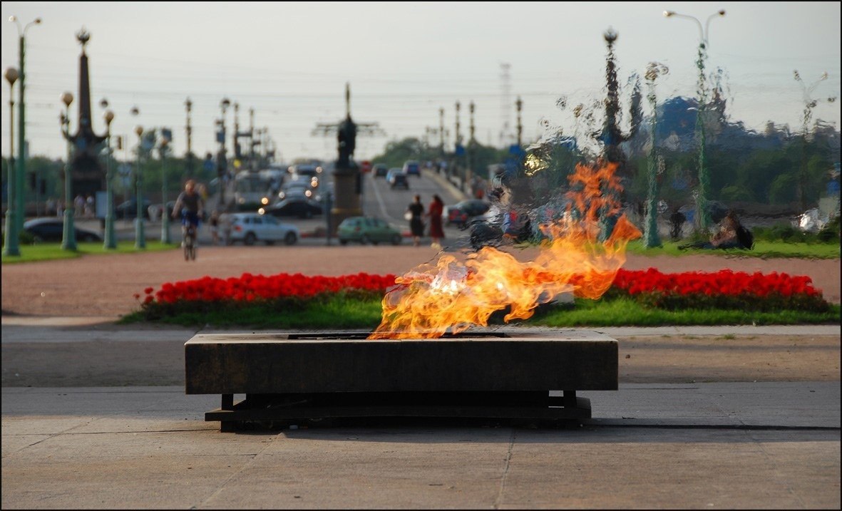 марсовое поле в санкт петербурге